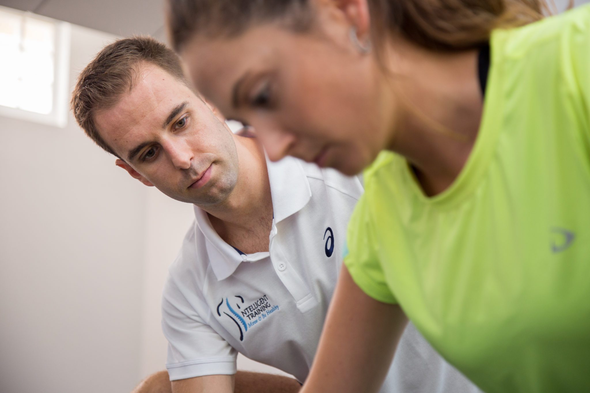 Entrenamiento de fuerza para personas mayores en Sevilla